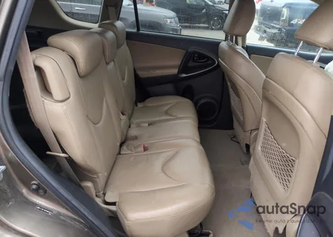 2010 Toyota Rav4 Limited z USA, uszkodzony, nr VIN 2T3DF4DV9AW028793